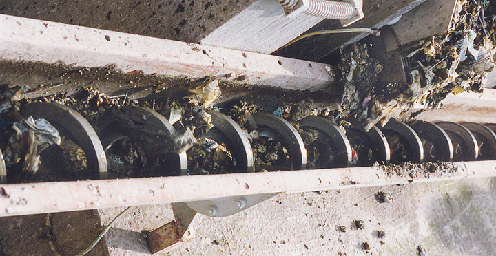 無(wú)軸，沒(méi)有中心軸，承載力小