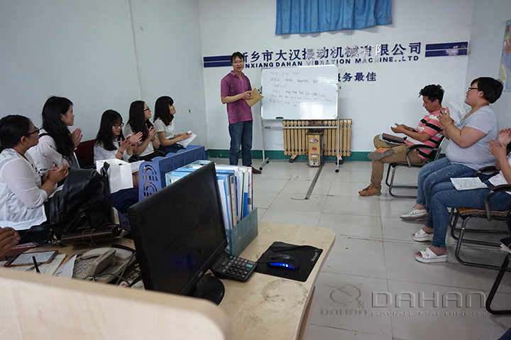 漢螺旋給料機實力雄厚，技術研發(fā)團隊上百人